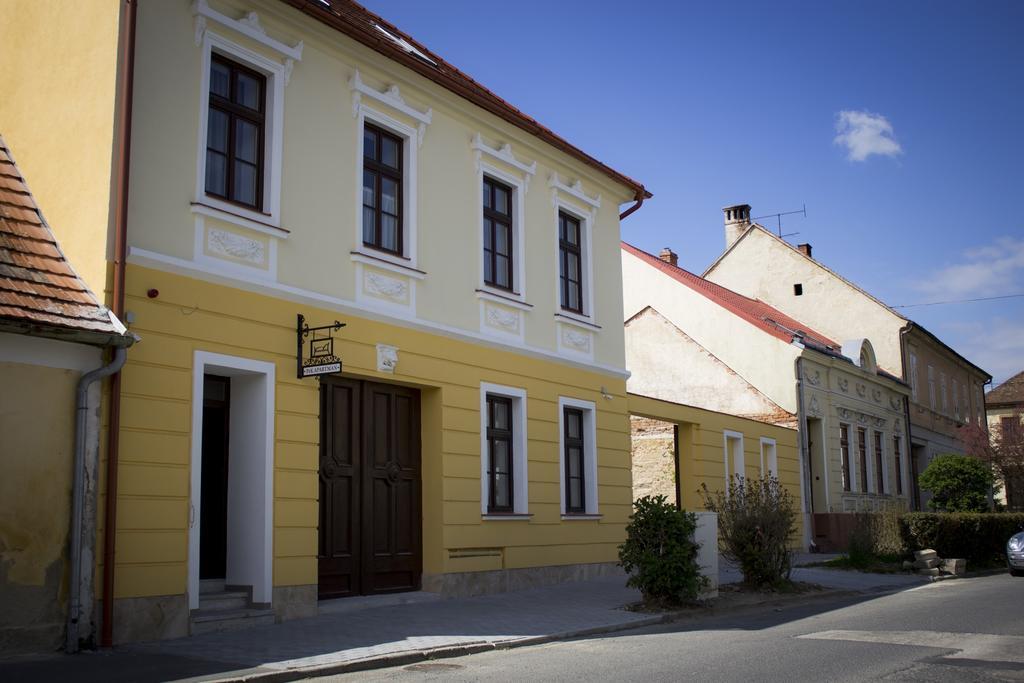 Pekapartman Kőszeg Екстериор снимка